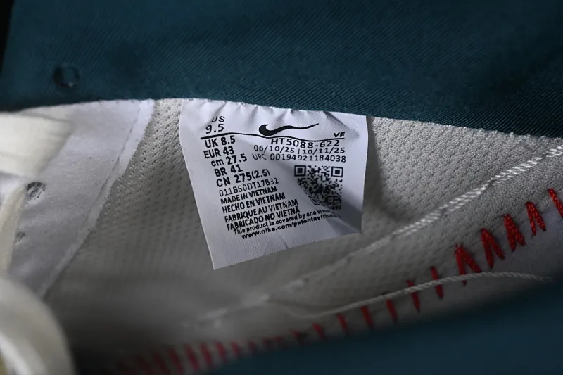 All categories Nk Air Force 1 Air Force series Nk Air Force 1 Low Air Force low-top Nike Air Force 1'07 Low red and black contrast color Air Force 1 low-top casual sneakers HT5088-622